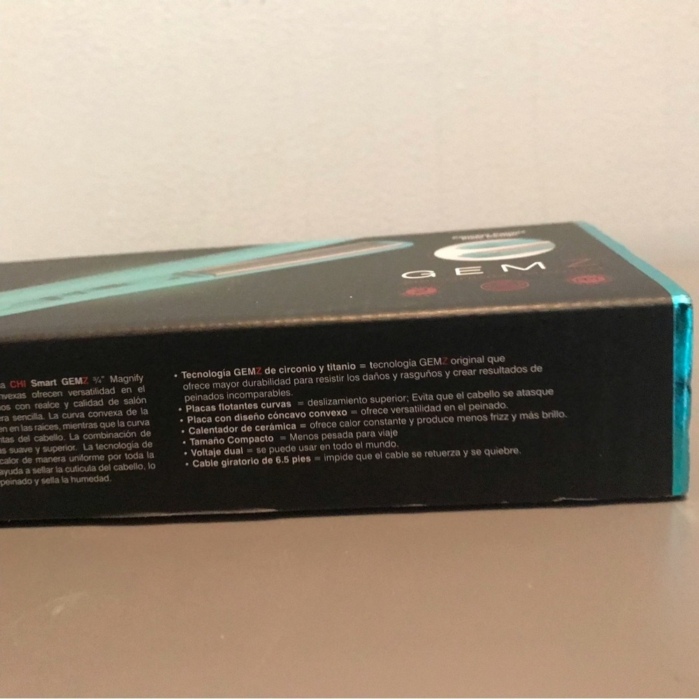 CHI Smart Magnify Hairstyling Iron - Picture 5 of 6